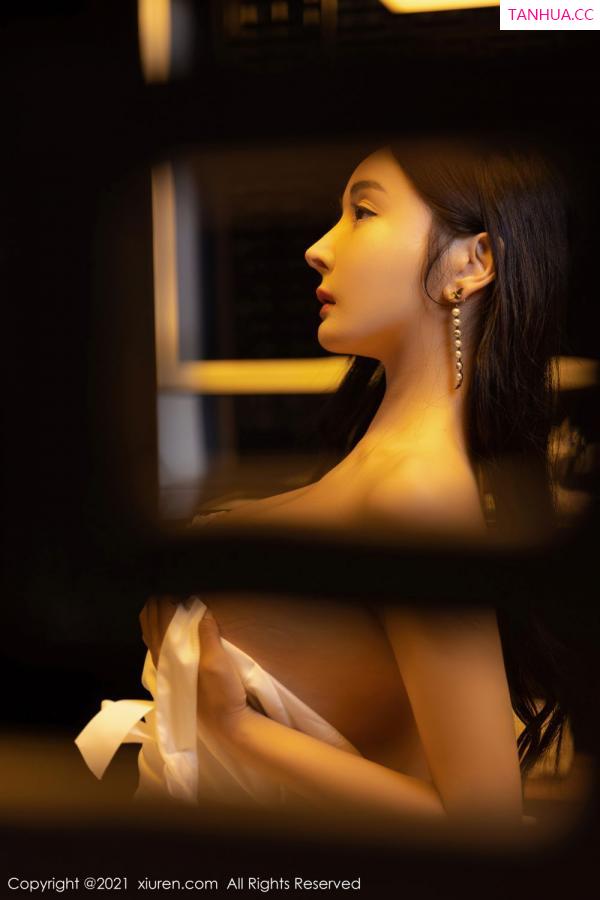 允薾  [XiuRen]高清写真图 2021.11.02 No.4155 允薾第51张图片
